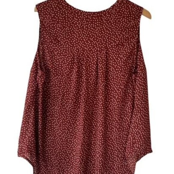 Torrid Sleeveless Dress Shirt - Picture 2 of 4